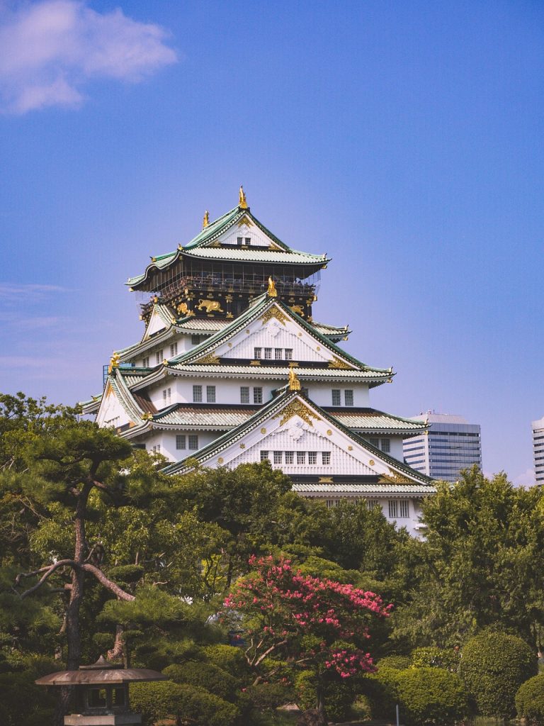 osaka castle, castle, landmark, pagoda, japanese castle, culture, heritage, nature, fortress, traditional, building, architecture, trees, historic, historical, osaka, kansai, japan, asia-6149850.jpg